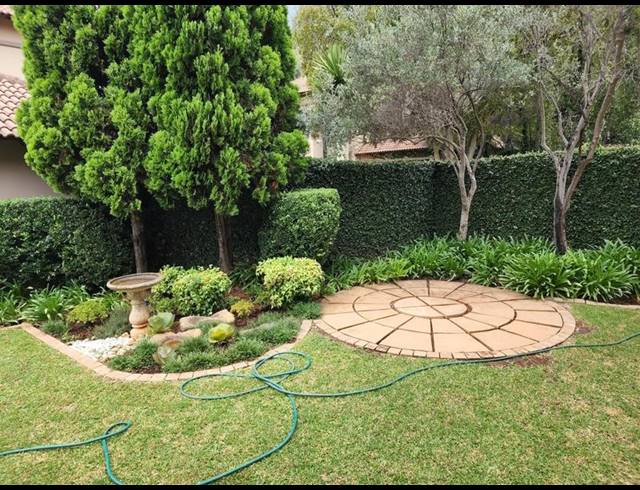 4 BEDROOM PROPERTY TO RENT IN MUCKLENEUK